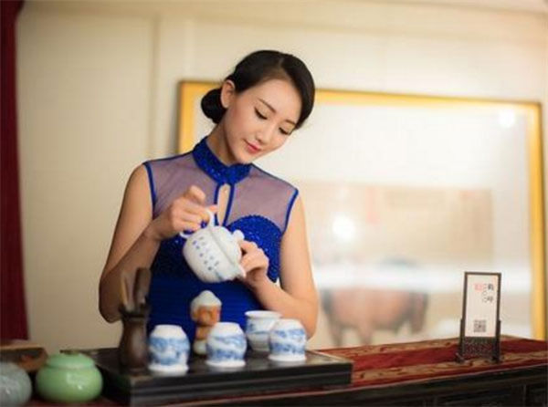 先前考察北京四周特色spa馆、奢华高大上的装修养生震惊了品茶服务竟然那么好